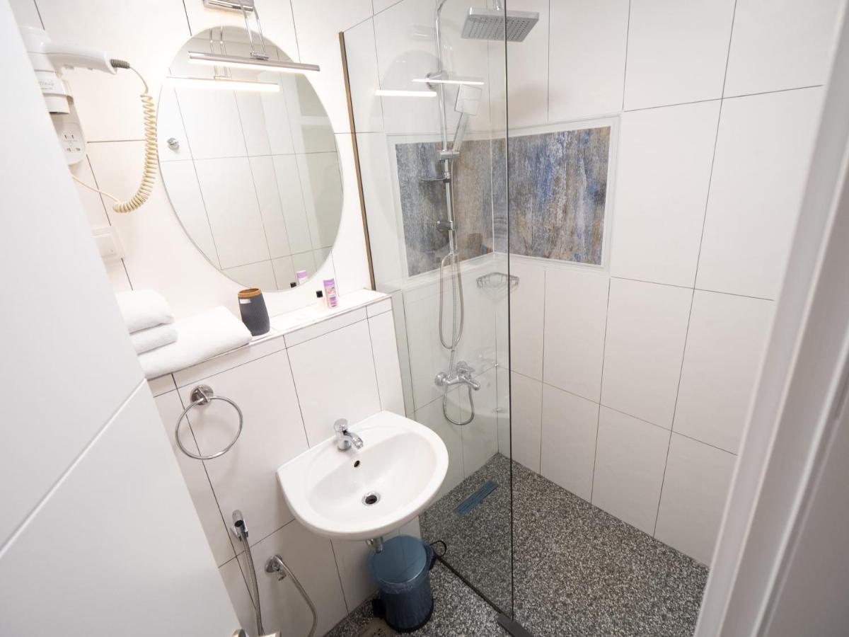 Amber Hotel 4*